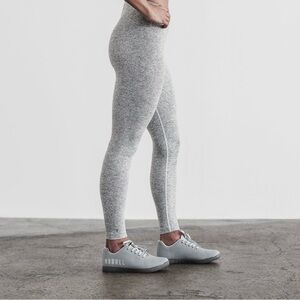 NoBull Gray Leggings Athletic Heathered Design full length leggings size small